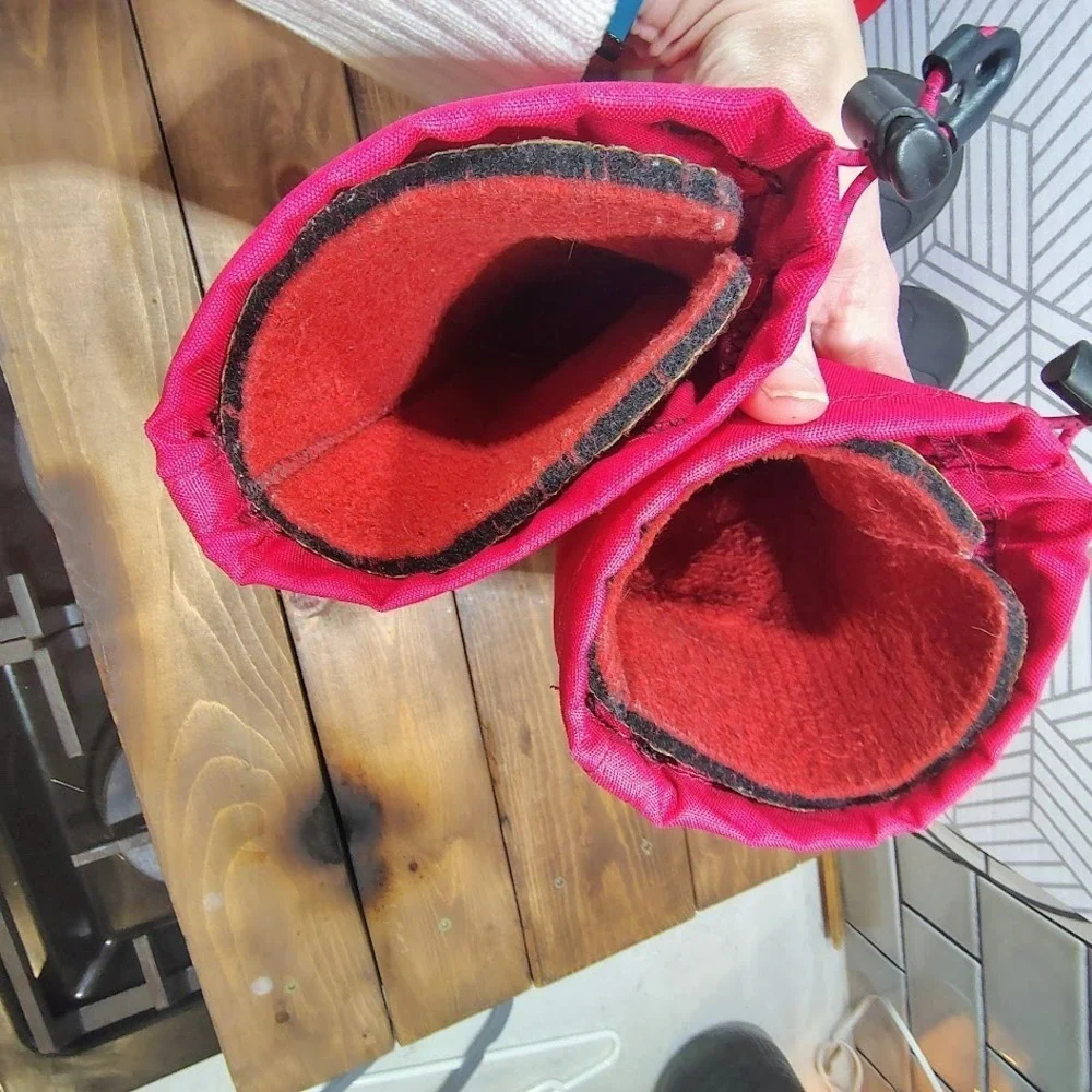 Kamik Youth Snow Boots Size 2 Pink Waterproof Insulated‎ Winter Cold Weather